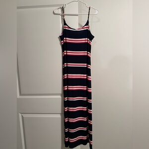 Boutique women’s maxi dress size 12 never worn - super cute gold on straps